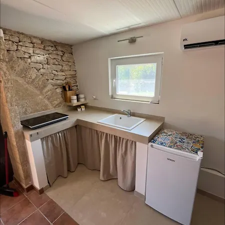Trullo Della Traversa, Nature & Plages A 10 Min Holiday home Sannicola
